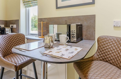 Monknash Cabaña | 1 bedroom accommodation in Monknash, near Cowbridge