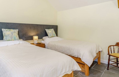 Monknash Cabaña | 1 bedroom accommodation in Monknash, near Cowbridge
