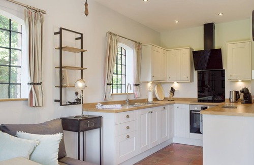 Cosford Cabaña | Alojamiento de 1 habitaciones en Brewood, near Stafford