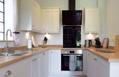 Cosford Cabaña | Alojamiento de 1 habitaciones en Brewood, near Stafford