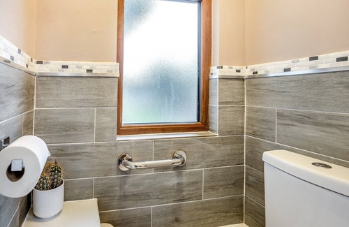 Abercarn Cabaña | 1 bedroom accommodation in Cwmcarn