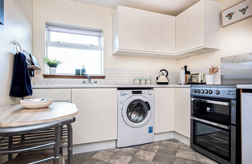 Dornoch Cabaña | 1 bedroom accommodation in Embo, near Dornoch