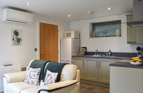 Sudbury Cabaña | 1 bedroom accommodation in Sudbury