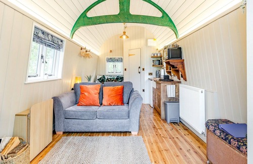 Stanton Upon Hine Heath Cabaña | 1 bedroom accommodation in Telford