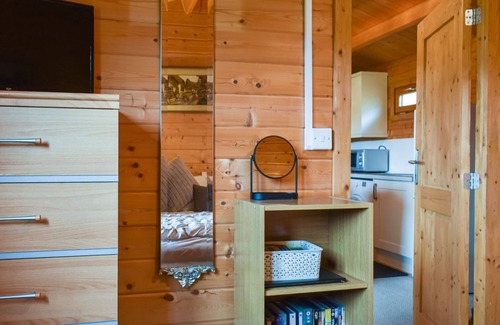 Fiddington Cabaña | 1 bedroom accommodation in Watchet