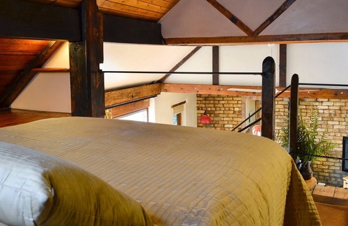 Penycae Cabaña | 1 bedroom accommodation in Pen-y-Cae, near Ruabon