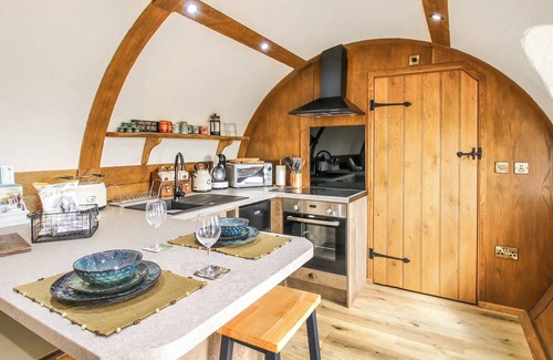 Little Hereford Cabaña | 1 bedroom accommodation in Ludlow