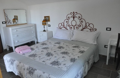 Valeriano Lunense Otro | 1 Bedroom Agritourism property in Valeriano Lunense