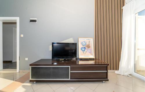 Obrovac Apartamento | 1 Bedroom Amazing Apartment In Krusevo