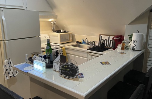 Chic's Beach Apartamento | 1-Bedroom Apartment with Access to Private Pool