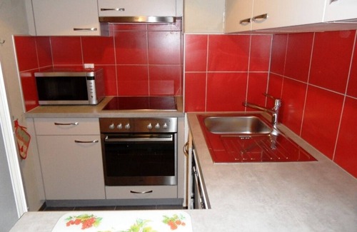 Verbier Apartamento | 1 Bedroom apartment *** - 2nd floor – next to the Place Centrale, shops and bus stops – entrance wit
