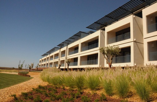 Fuseta Apartamento | Apartamento de 1 dormitorio en el Algarve con vistas a la ría y al mar con jardín y piscina.