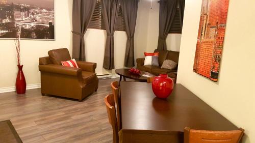 Downtown Gatineau Apartamento | 1-Bedroom Apartment Sweet #8 by Amazing Property Rentals