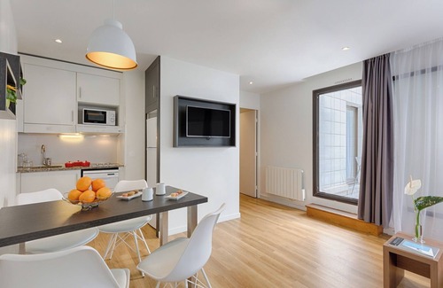 Quartier de la Salpetriere Apartamento | 1 Bedroom Apartment With Balcony In Austerlitz
