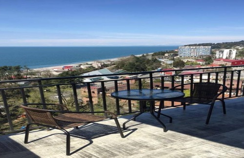 Makhinjauri Apartamento | Apartamento de 1 dormitorio con una hermosa vista al mar