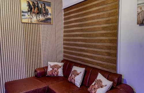 Gombe Apartamento | 1 bedroom apartmentFor short and long stay.Free WiFi,free airport pick up.