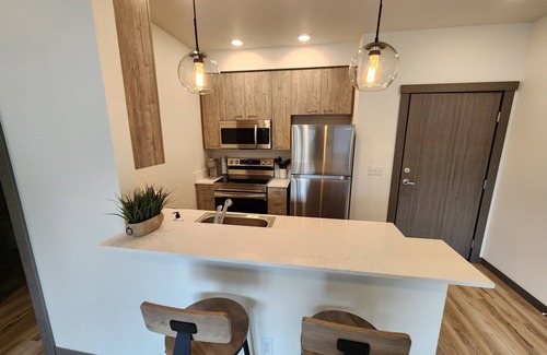 South Hill Apartamento | 1-bedroom Apt. 304 w/ free parking - New Building