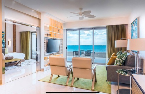 Puerto Juárez Complejo | 1 bedroom available at Garza Blanca Cancun 4 Diamond beachfront paradise.
