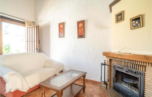 Alfarnatejo Apartamento | 1 Bedroom Awesome Apartment In Mondron