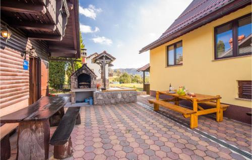 Prezid Apartamento | 1 Bedroom Awesome Apartment In Prezid
