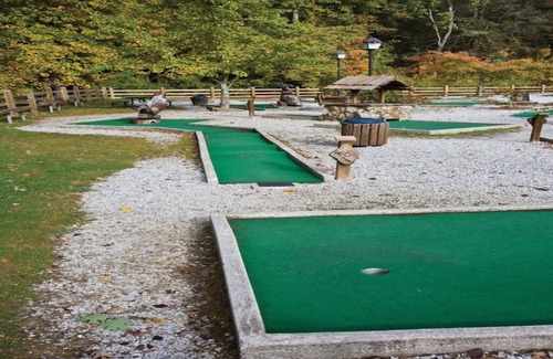 Sapphire Complejo | 1 Bedroom Deluxe in the Blue Ridge Mountains, Fairfield Sapphire Valley! Skiing!