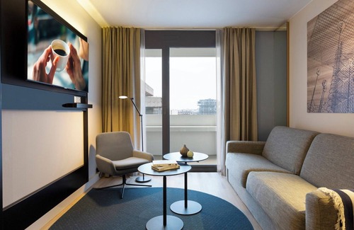 Gambetta Apartamento | 1 Bedroom Deluxe with Balcony In La Défense Paris