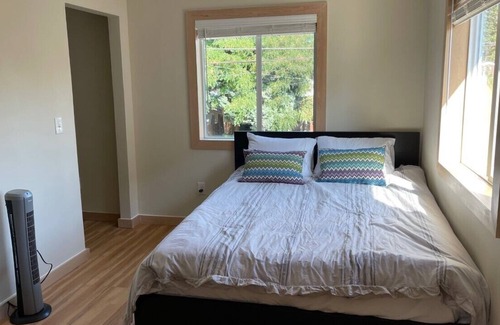 North Admiral Cabaña | 1 Bedroom detach unit-10 min walk to Alki beach