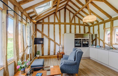 Ipswich Cabaña | 1 bedroom accommodation in Raydon near Ipswich
