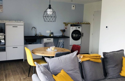 Guisseny Apartamento | 1-bedroom gîte with access to covered, heated swimming pool. 2 steps from the sea