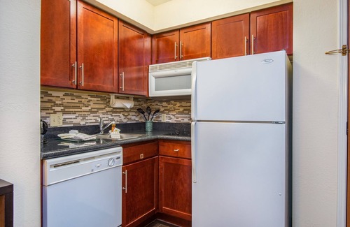 East Texas Condominio | 1 Bedroom | Indoor Pool. Free Breakfast.