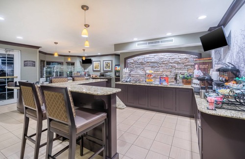 East Texas Condominio | 1 Bedroom | Indoor Pool. Free Breakfast.