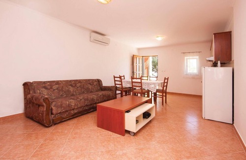 Krapanj Apartamento | Precioso apartamento de 1 dormitorio en.