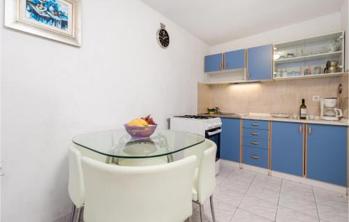 Senj Apartamento | 1 Bedroom Lovely Apartment In Starigrad