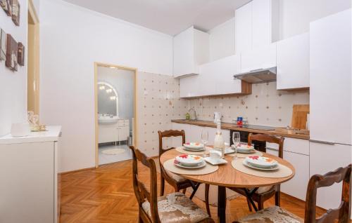 Rijeka Apartamento | 1 Bedroom Lovely Apartment In Rijeka