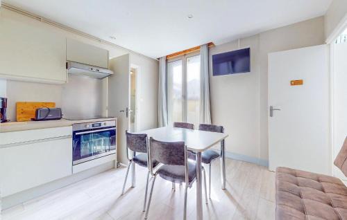 Stella-Plage Apartamento | 1 Bedroom Lovely Apartment In Cucq
