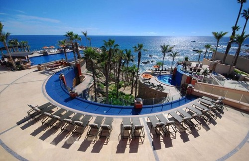 Cabo Bello Complejo | 1-Bedroom Oceanview Suite at Sirena Del Mar.