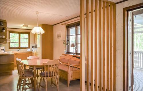 Vassmolösa Casa | 1 Bedroom Pet Friendly Home In Kallinge