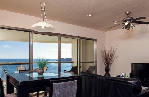 San Carlos Condominio | 1 Bedroom Playa Blanca 1407 Condo by RedAwning