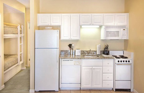 Fort Walton Beach - Destin Complejo | 1 Bedroom Plus Condo, Sleeps 6, Beach Street Cottages Resort, at Miramar Beach!