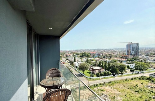 Roman Ridge Apartamento | 1-Bedroom Pool View Unit @Nova