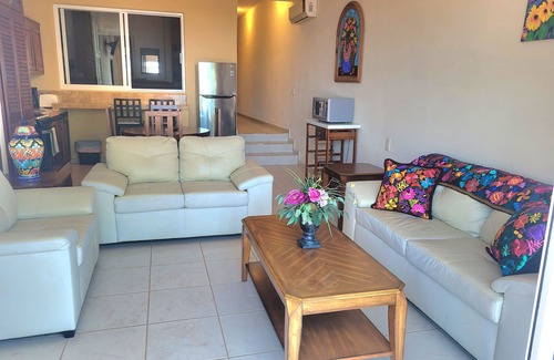 Tepic Condominio | Condominio de 1 habitación con vista al mar 107 en Vista Encantada