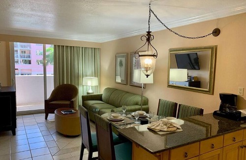 Palm Beach Shores Complejo | 1-bedroom resort with WiFi, AC in superb Palm Beach Shores