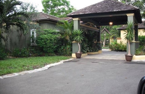 Ocho Rios Cabaña | 1 habitación Seaside Cottage - Piscina / Playa / Wifi / Restaurante / Servicio de limpieza HCH