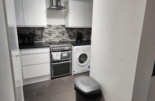 West Thurrock Apartamento | 1 bedroom service apartment with Netflix