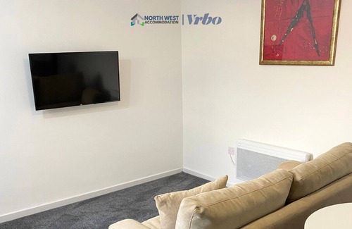 St Helens Apartamento | 1 Bedroom St Helens Apartment | Free WiFi | Fully Furnished
