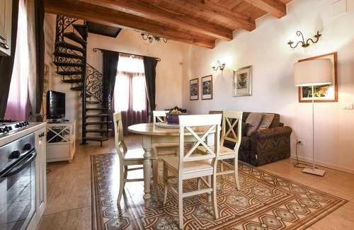 Partinico Casa | Impresionante casa de 1 dormitorio en.