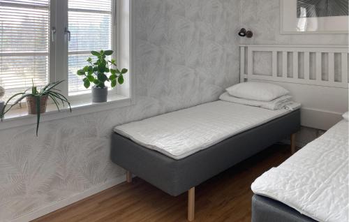 Mullsjo Municipality Casa | 1 Bedroom Stunning Home In Mullsjö