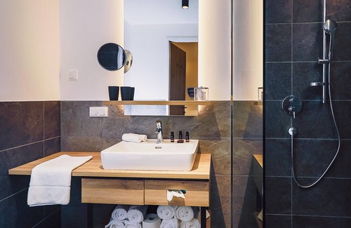 Rain Apartamento | Vrbo Property