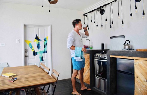 Maxwell Apartamento | 1 Bedroom Tiny House, Oceanview + Pool, Near Beach | @ Paradise Point Barbados