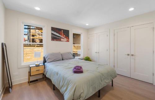 Lakeview Apartamento | 1 Bedroom with Rooftop and Wrigley Views